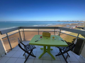 Superbe T2 face mer à St Gilles avec Wifi, parking privé et accès direct à la plage - FR-1-324-233